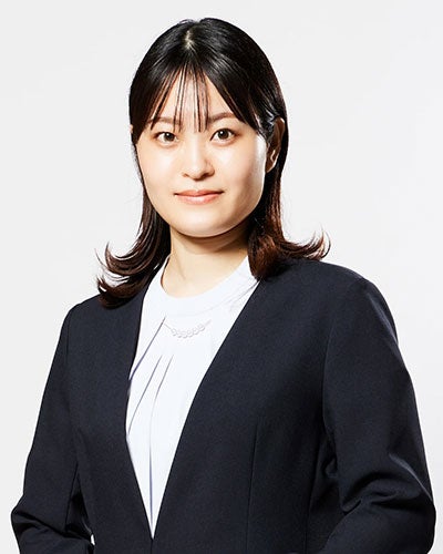 薄井麻鈴