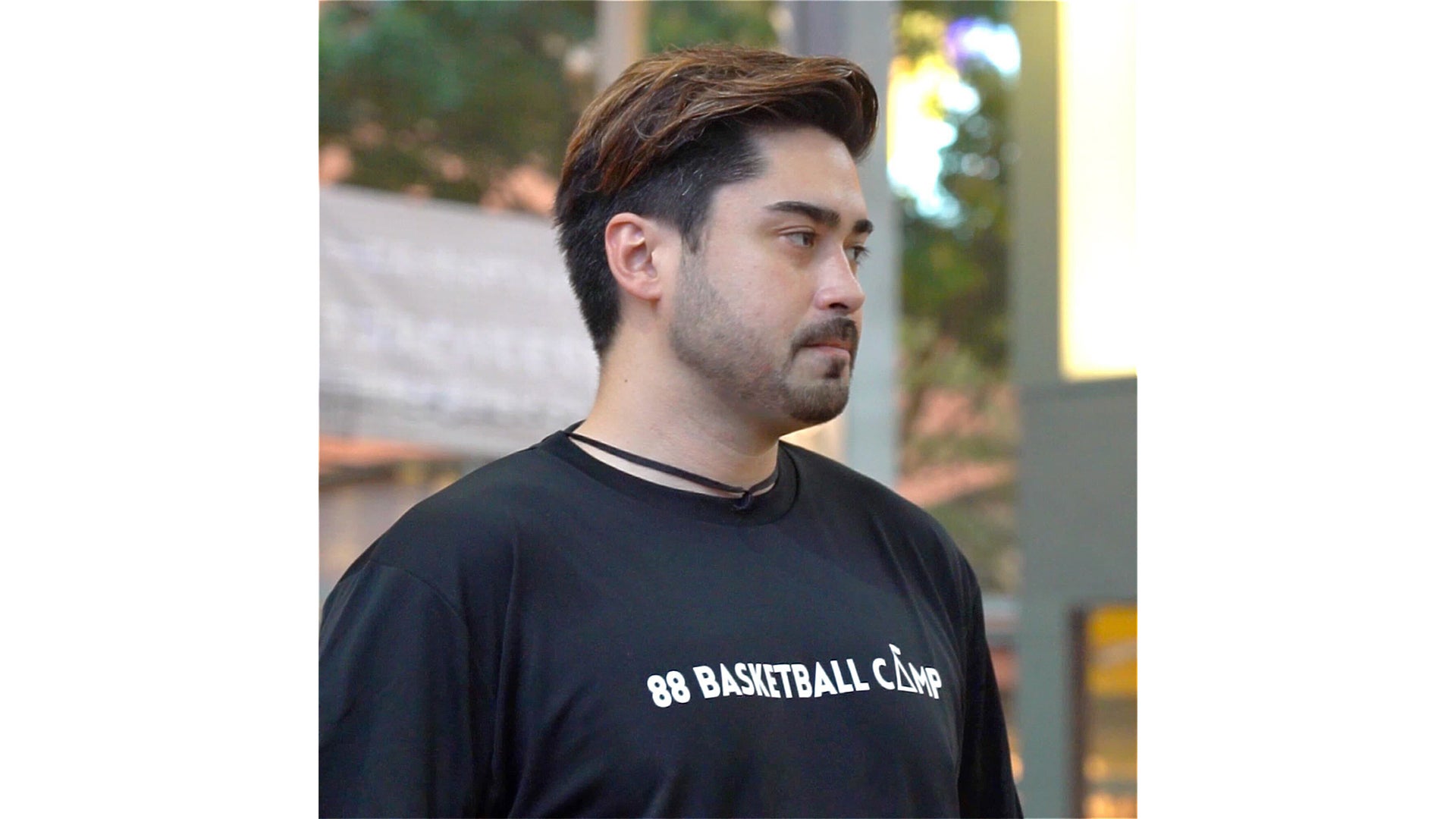 湊谷安玲久司朱