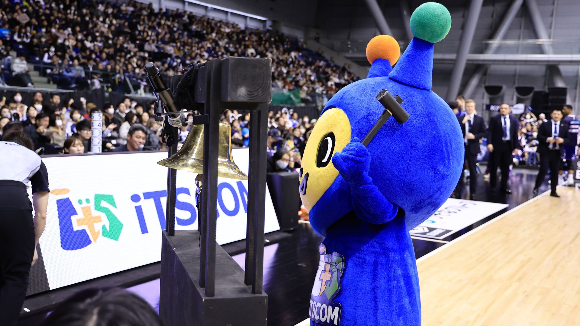 イッツコムマスコットキャラクター「コムゾー」